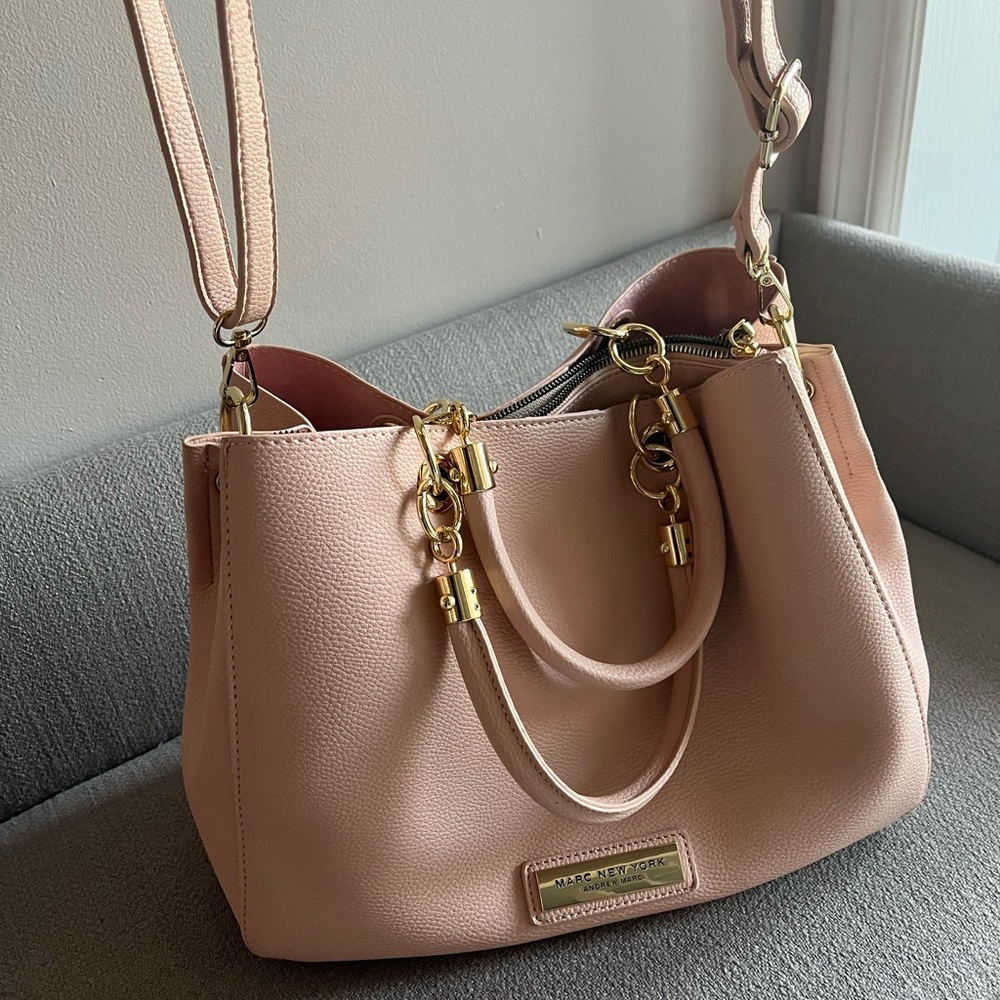 Ladies Marc New York blush pink faux leather handbag satchel convertible